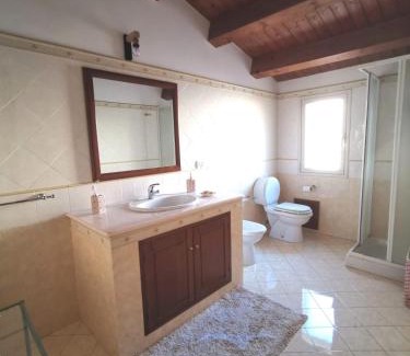Sant'Agata di Militello House | Casa elegante con terrazzino in centro paese