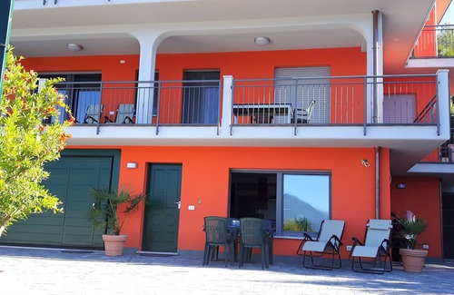 Germignaga Apartment | Casa Elena 1: Oceanfront Retreat with Stunning Views