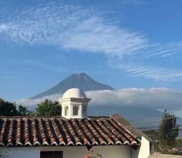 Antigua Guatemala Bed & Breakfast | Top-Rated Casa Elena: Family & Accessibility Focused Stay