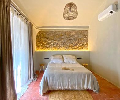 Torroella de Montgri House | Pet-Friendly Retreat: Casa Elvira with 9.6/10 Guest Rating