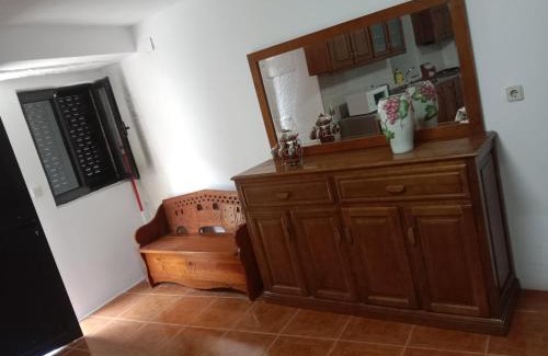 Boticas House | Family-Friendly Retreat at Casa em Atilhó - Boticas