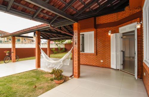 Ingleses do Rio Vermelho Villa | Cozy Casa near the Beach in Gated Community