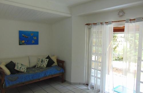 Barra do Sahy Resort | Relaxing Ocean View Casa em Condomínio with Pool & Breakfast
