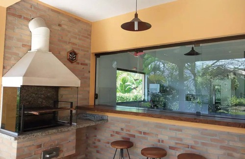 Tesouro da Colina House | Cozy Family Retreat at Casa em Condomínio Fechado