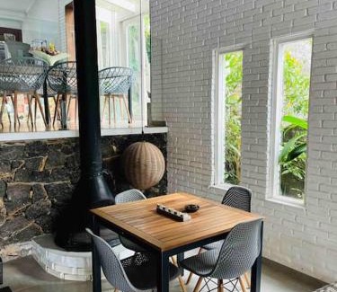 Sao Pedro House | Inviting Holiday Homes with Ocean View in Ilhabela, Brazil