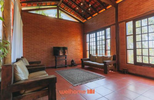 Cotia House | Relaxing Retreat with Pool and Grill in Cotia