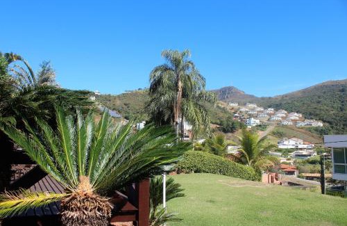 Capitolio House | Pet-Friendly Escape at Casa em Escarpas do Lago - 9.8 Rated