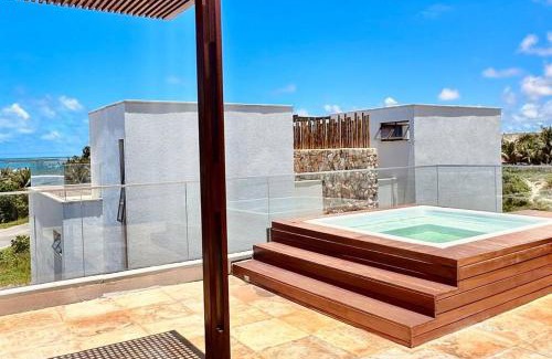 Flecheiras Apartment | Oceanfront Casa em Flecheiras with Pool & Hot Tub