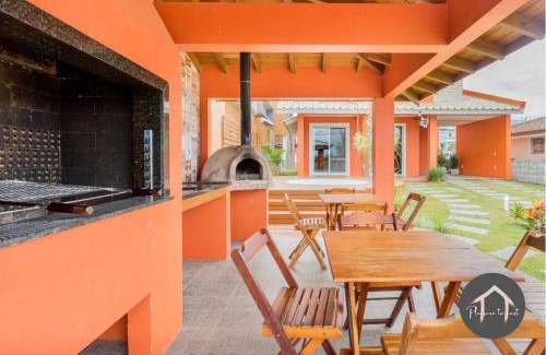 Garopaba House | Pet-Friendly Casa em Garopaba with Pool & Ocean Views