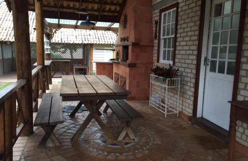 Jurere House | Exceptional Casa em Jurerê - Pet & Child Friendly Retreat