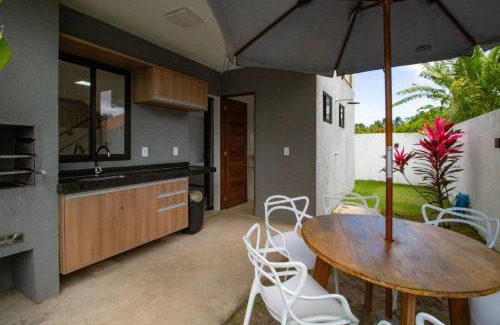 Tatuamunha House | Beachside Escape at Casa Em Milagres with Pool & Ocean View
