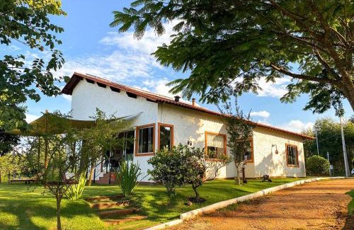 Carrancas House | Stunning Casa Quintal do MIRANTE: Nature, Pool & Stand Up