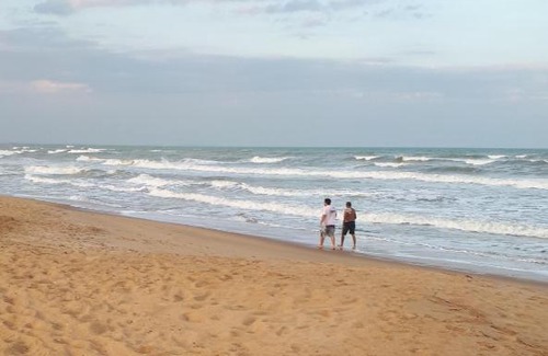 Unamar House | Pet-Friendly Casa em Unamar: Steps from the Ocean
