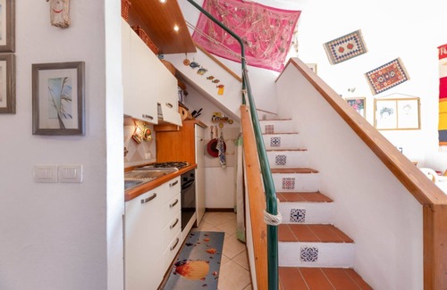 Mola Apartment | Discover EMISFERO: Pet-Friendly Stay with Breakfast Included