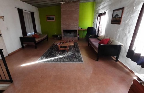 La Granja House | Cozy Casa en Alquiler: Pet Friendly with Pool & Top Rating