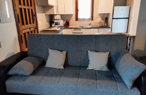 Collanzo House | Discover Casa en Alquiler in Santibañez de La Fuente