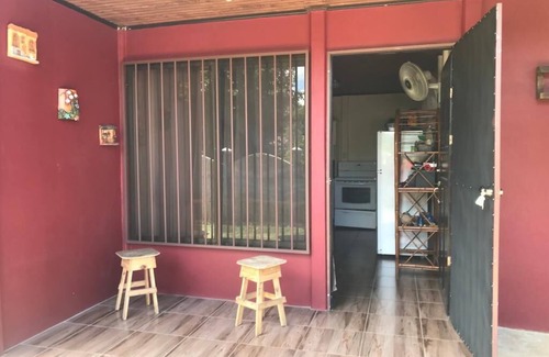 Atenas House | Peaceful Casa en Atenas: Ideal for Families and Pets