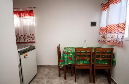 Villa Carlos Paz House | Pet-Friendly Casa en Balneario Sol y Rio with Ocean View