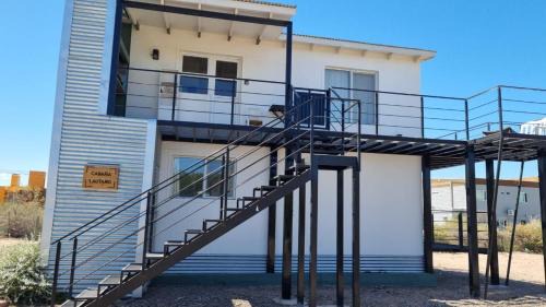 Las Grutas House | Pet-Friendly CABAÑA LAUTARO - Guest Rated 9.4/10