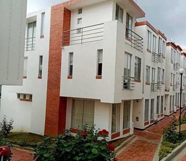 Fusagasuga House | Cozy Casa en Condominio with Pool and Pet-Friendly Perks