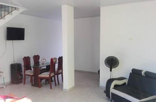 Apulo House | Pet-Friendly Retreat: Casa en Conjunto Campestre Awaits