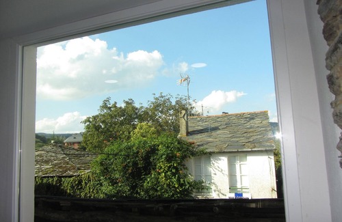 Sarria Apartment | Discover Casa en el Camino de Santiago with Spa & Breakfast