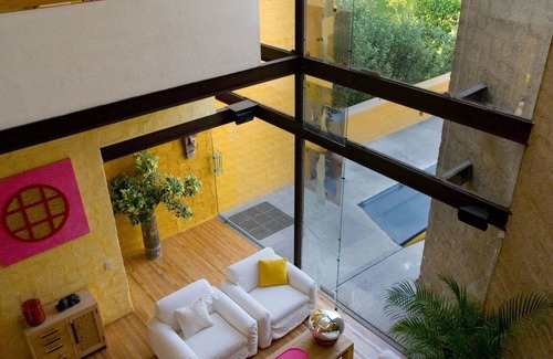 Morelia Hotel | Relax at Casa en el Campo Hotel & Spa with Pool and Dining