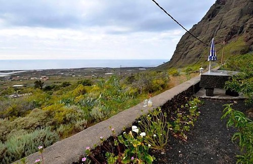 Tigaday Cottage | Oceanfront Casa en Frontera "La Gorona" - Rated 9.6/10!
