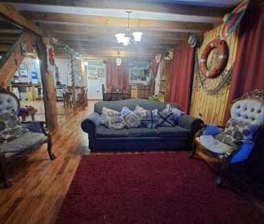 Puchuncavi House | Explore Casa en Horcon: Family-Friendly Retreat with Pool