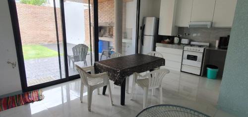 Rosario House | Pet-Friendly Casa en La Florida Steps from the River