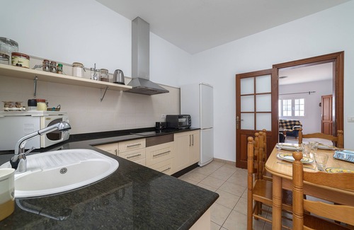 Caleta de Sebo House | Pet-Friendly Casa en la Graciosa with Spa & Hot Tub