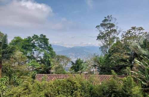 Medellin Villa | Mountain Retreat with Scenic Medellín Views & Family Amenities