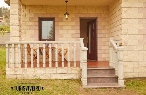 Faro House | Beachfront Casa en la Playa de Area with Private Finca