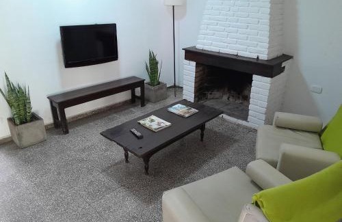 La Rioja House | Discover CASA EN LA QUEBRADA: Family-Friendly with Pool