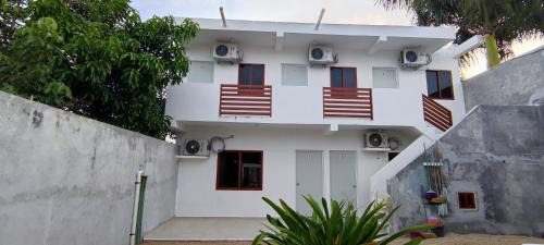 Majahual Apartment | Ideal Family Retreat at Casa en Mahahual near the Beach