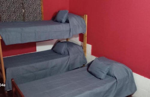 Ostende House | Charming Casa en Ostende: Family and Pet Friendly Retreat