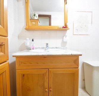 Vilanova House | Oceanfront Casa en Playa de As Sinas - Family Friendly Getaway