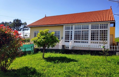 Vilarrube House | Beachfront Casa in Pantin with Ocean Views & Pet-Friendly