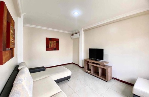 Samborondon Villa | Family-Friendly Stay at Casa En Samborondon, Pets Welcome