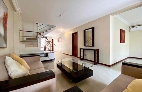 Samborondon Villa | Family-Friendly Stay at Casa En Samborondon, Pets Welcome