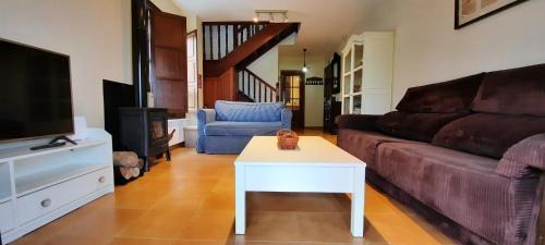 Sobarzo House | Discover Casa en Sobarzo: Family-Friendly Near Cabárceno