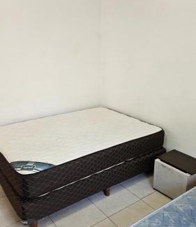 Victoria House | Pet-Friendly Cabaña Casa En Victoria with Pool & River Access
