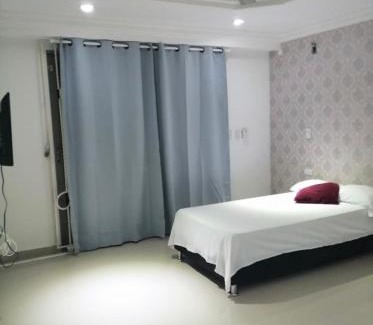 Riomar House | Family-Friendly Getaway at Casa en Villa Carolina