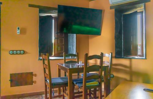 Monforte de Lemos Apartment | Medieval Casa with Ocean Views and Family-Friendly Perks