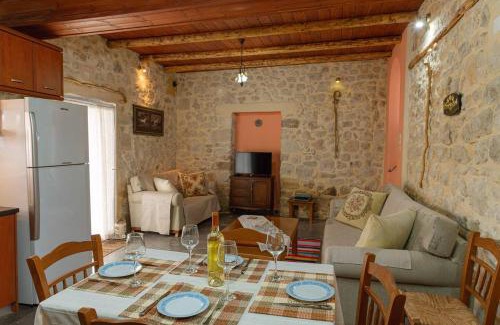 Faistos House | Casa Enastron