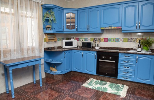 Puebla del Salvador Cottage | Inviting Casa Encantadora with Pool in Hoces del Cabriel