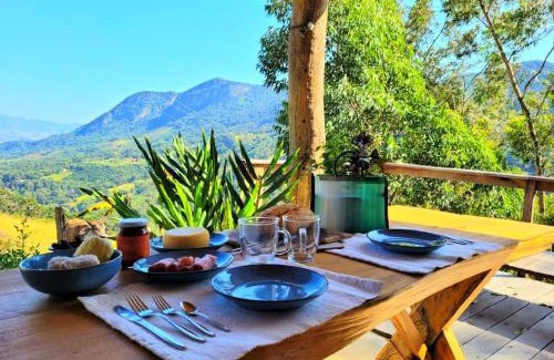 Sao Bento do Sapucai Ski Chalet | Enchanting Mountain Retreat: Pet & Child Friendly Escape