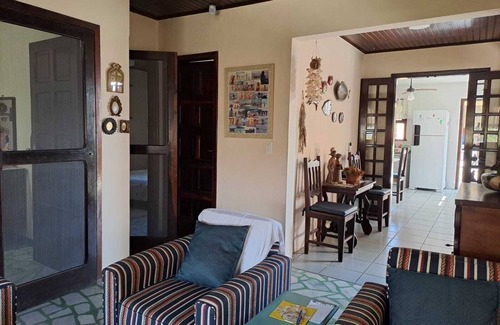 Itapoa House | Casa Enelzi: Pet-Friendly Suites Just Steps from the Beach