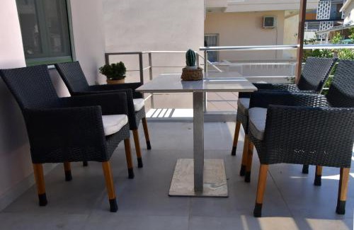 Nea Chora Hotel | Oceanfront Paradise at Casa Enetiko - Guest Rated 10/10