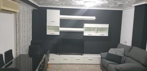 Elche Apartment | Family-Friendly Casa Erick with Exceptional 9.2/10 Rating